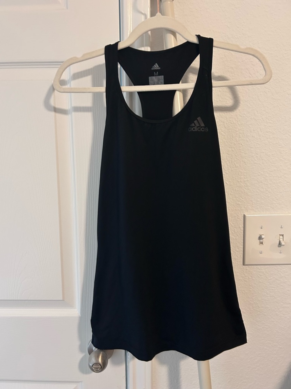 Adidas Climalite Black Racerback Tank Top Women’s Medium Workout Gym